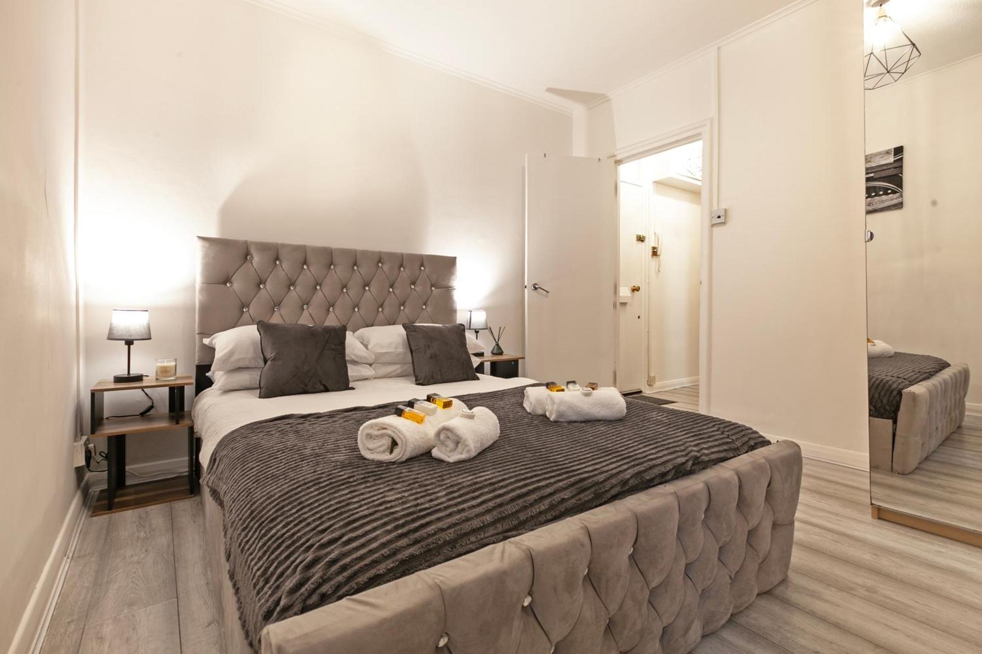 Beautiful One Bedroom Flat In Scott Ellis Gardens London Exterior foto